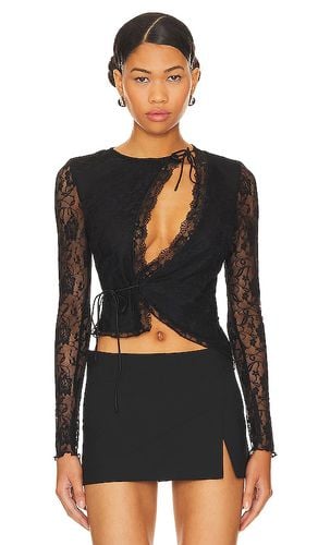 Anahi wrap lace top en color talla M en - Black. Talla M (también en S) - superdown - Modalova