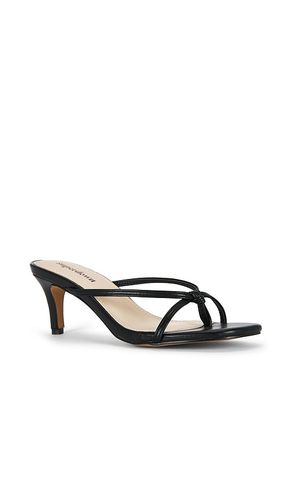 Tyla Sandal in . Size 7. Also in 8, 9, 10 - superdown - Modalova