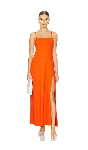 Vestido wide strap flare slit en color naranja talla L en - Orange. Talla L (también en M, S) - Susana Monaco - Modalova