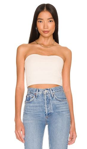 X REVOLVE Strapless Crop Top in . Size M, S, XL - Susana Monaco - Modalova