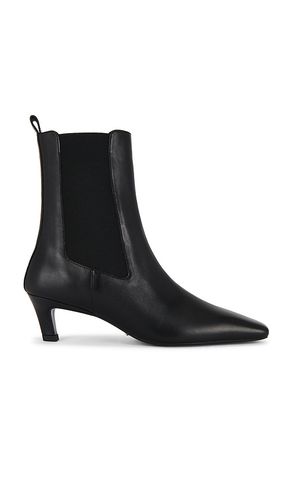 Eloise Boot in . Size 6. Also in 6.5, 8.5, 9.5 - Tony Bianco - Modalova