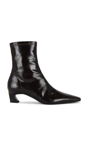 Margot Boot in . Taglia 6. Also in 7, 8 - Tony Bianco - Modalova