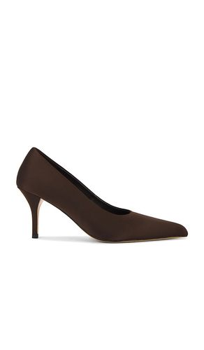 Chloe Pump in . Size 6. Also in 8, 8.5, 9 - Tony Bianco - Modalova