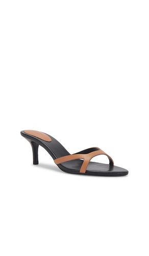 Daisy Sandal in . Taglia 5. Also in 6.5, 7, 8.5 - Tony Bianco - Modalova
