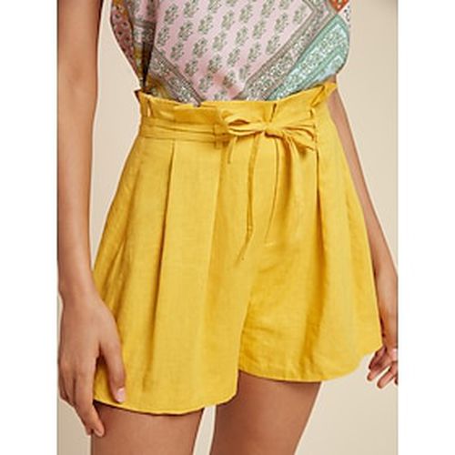 Women's Linen Yellow Pleated Double Belt Shorts - Ador - Modalova