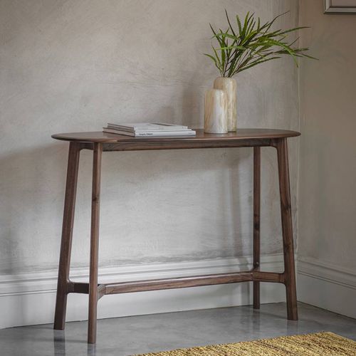 Malaysia Console Table Walnut - Gallery Living - Modalova