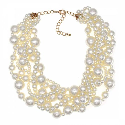 White Pearl Twist Necklace - Chloe Collection by Liv Oliver - Modalova