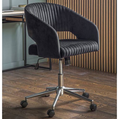 Filsham Swivel Chair Black Velvet - Gallery Living - Modalova