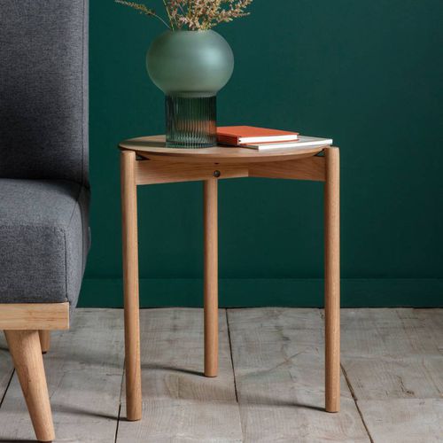 Mirage Side Table Oak - Gallery Living - Modalova