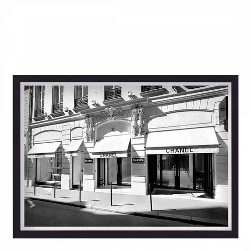 Boutique Front 2 Framed Print - Vintage Chanel - Modalova