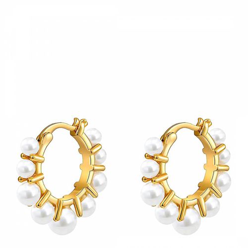 K Gold Pearl Mini Hoop Earrings - Chloe Collection by Liv Oliver - Modalova
