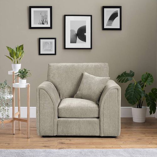 The Richmond Arm Chair Manhattan Putty - The Great Sofa Company - Modalova