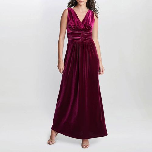 Pink Patricia Sleeveless Velvet Maxi Dress - Gina Bacconi - Modalova