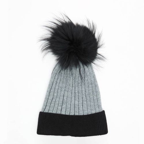 Faux Fur Pom Pom Two Tone Hat /Black - Laycuna London - Modalova