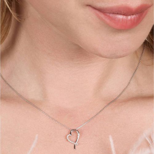 Tender Heart Diamond Pendant - MUSE - Modalova