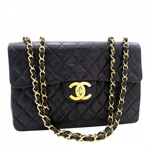 Timeless Classique Shoulder Bag - Vintage Chanel - Modalova