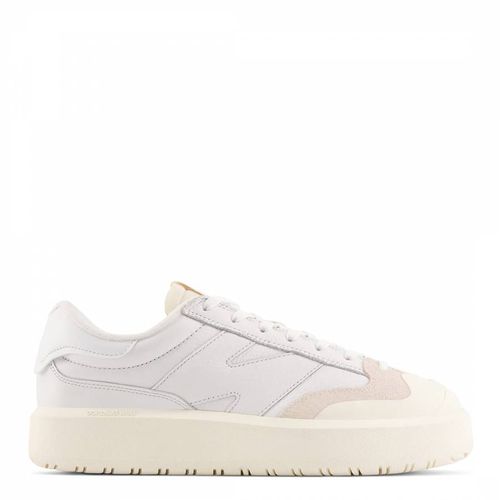 Women's White and CT302 Trainers - New Balance - Modalova