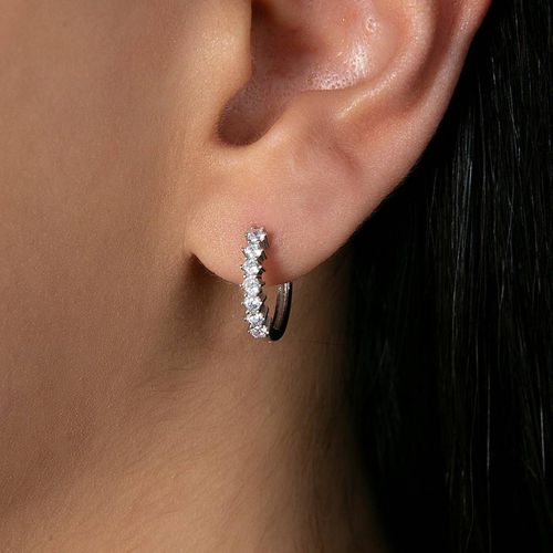 Silver Diamond Hoop Earring - Elika - Modalova