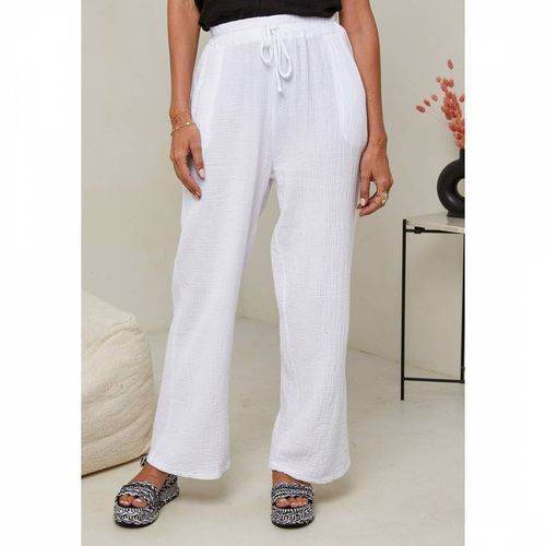 White Textured Linen Trousers - LE MONDE DU LIN - Modalova