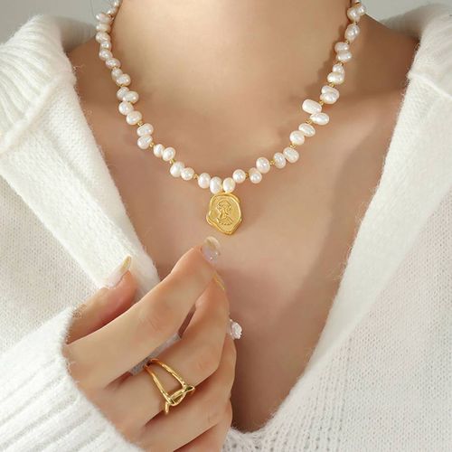 Gold Queen Necklace - Sound Of Pearls London - Modalova