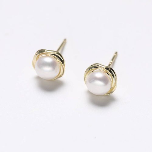 White Genuine Freshwater Pearl Earrings - Sound Of Pearls London - Modalova