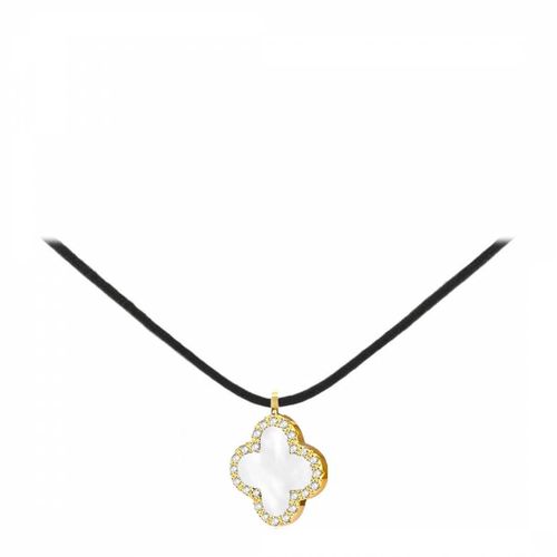 K White Clover Drop Necklace - Chloe Collection by Liv Oliver - Modalova