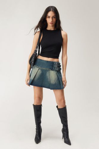 Womens Denim Pleated Buckle Mini Skirt - - 12 - Nasty Gal - Modalova