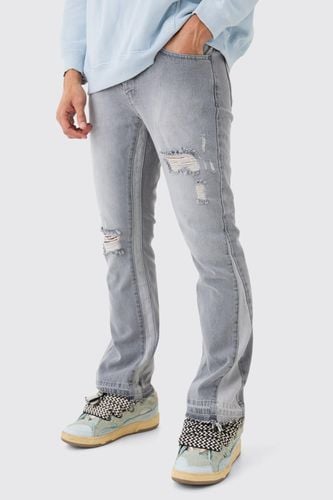Slim Flare Distressed Panel Jeans - - 30R - boohooMAN - Modalova