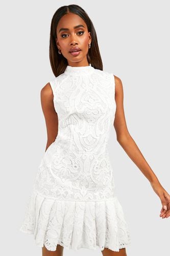 Womens Premium Crochet Lace Frill Hem Mini Dress - - 16 - boohoo - Modalova