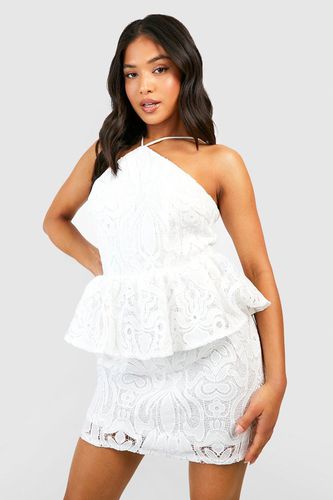 Womens Petite Premium Lace High Peplum Mini Dress - - 8 - boohoo - Modalova