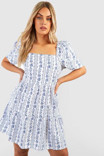 Womens Plus Woven Stripe Floral Smock Dress - - 22 - boohoo - Modalova