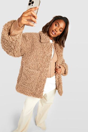 Womens Faux Fur Teddy Button Coat - - 10 - boohoo - Modalova