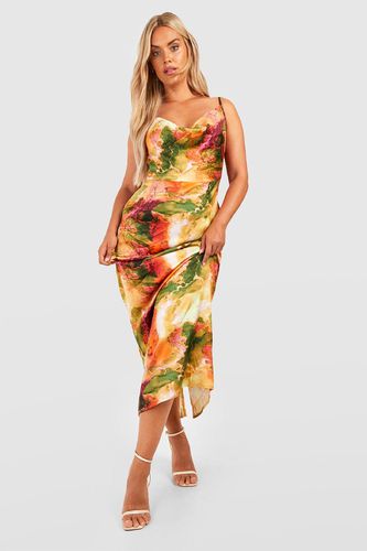 Womens Plus Marble Printed Satin Maxi Dress - - 18 - boohoo - Modalova