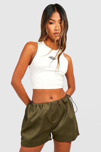 Womens Low Rise Parachute Short - - 10 - boohoo - Modalova