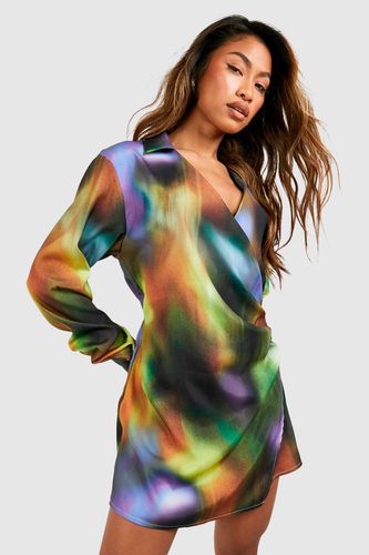 Womens Abstract Satin Wrap Shirt Dress - - 12 - boohoo - Modalova
