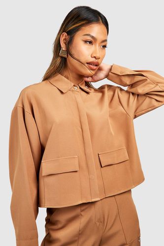 Womens Pocket Detail Boxy Longline Crop Shirt - - 16 - boohoo - Modalova