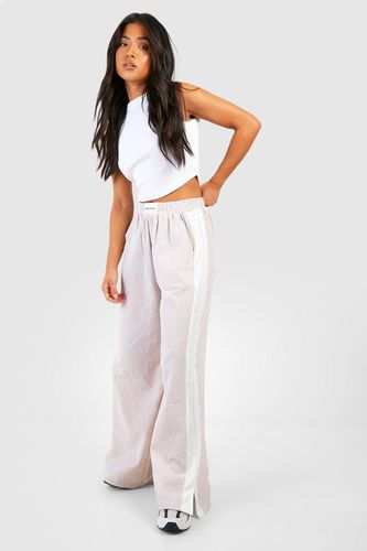 Womens Petite Textured Stripe Dsgn Studio Trouser - - 10 - boohoo - Modalova