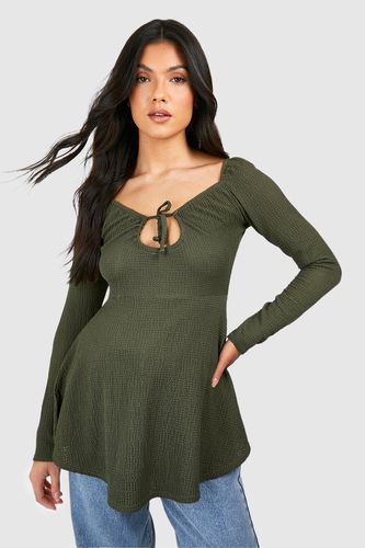 Womens Maternity Textured Tie Front Smock Top - - 16 - boohoo - Modalova