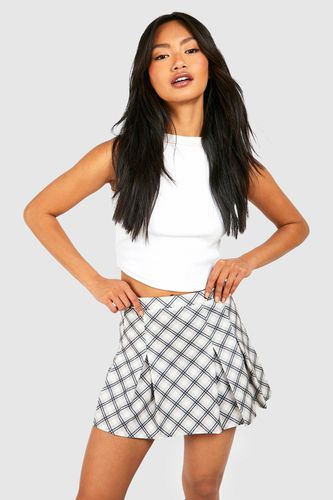 Womens Printed Pleated Crepe Tennis Skirt - - 12 - boohoo - Modalova
