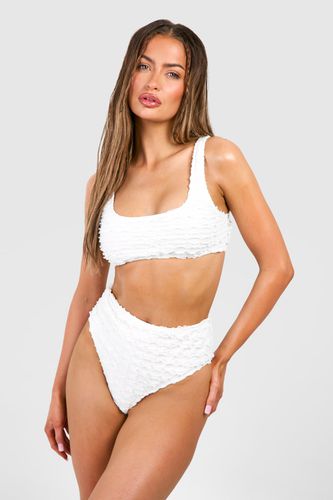 Womens Textured Ruffle Scoop Bikini Top - - 10 - boohoo - Modalova