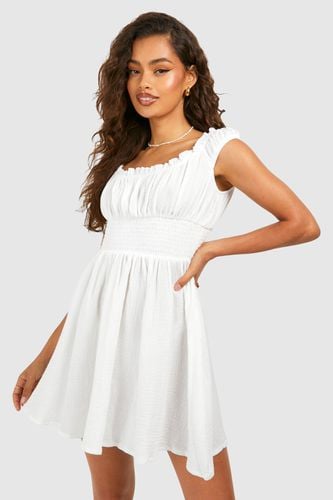 Womens Textured Cotton Shirred Dress - - 10 - boohoo - Modalova