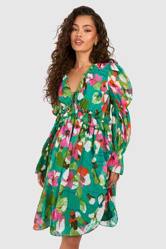Womens Floral Dobby Plunge Puff Sleeve Midaxi Dress - - 12 - boohoo - Modalova
