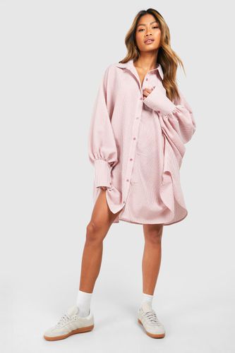 Womens Textured Stripe Batwing Oversized Shirt Dress - - 10 - boohoo - Modalova