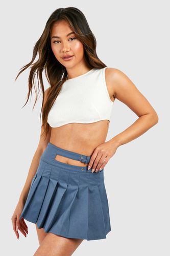 Womens Cut Out Buckle Detail Mini Skirt - - 10 - boohoo - Modalova