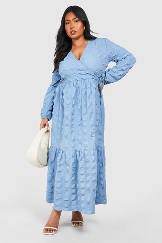 Womens Plus Textured Wrap Midi Smock Dress - - 26 - boohoo - Modalova