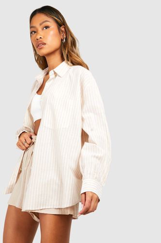 Womens Oversized Pocket Detail Stripe Shirt - - 12 - boohoo - Modalova