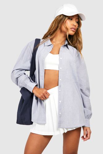 Womens Oversized Pocket Detail Pinstripe Shirt - - 12 - boohoo - Modalova