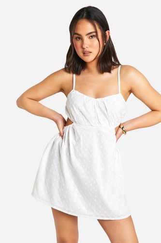 Womens Broderie Cut Out Mini Dress - - 16 - boohoo - Modalova