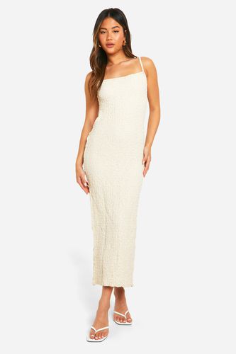 Womens Textured Cut Out Side Maxi Dress - - 18 - boohoo - Modalova