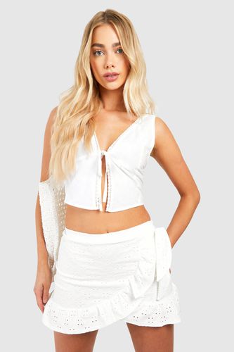 Womens Broderie Frill Mini Skirt - - 10 - boohoo - Modalova